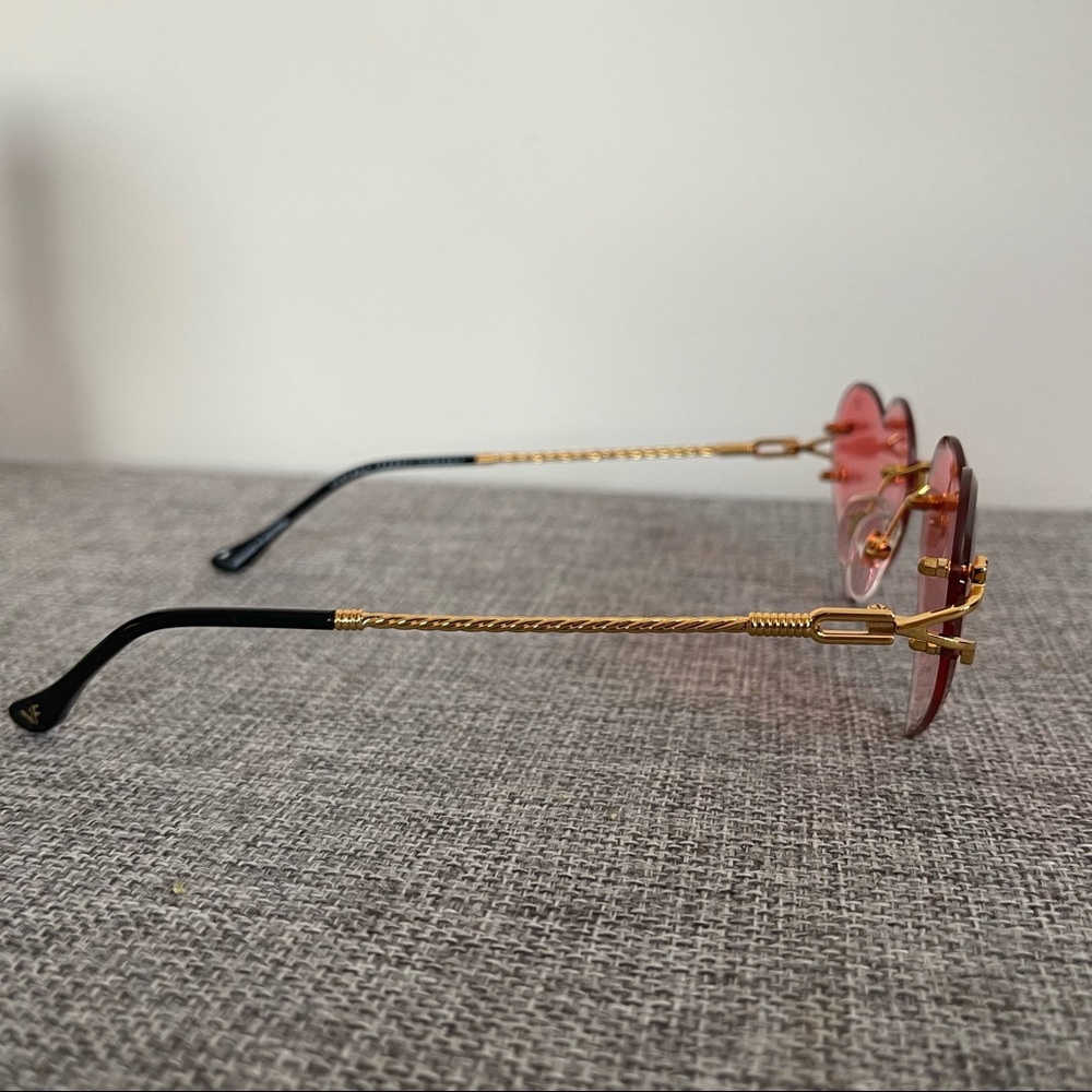 Vintage Frames Company Heart Decor 24KT gold (red gradient) - Picture 5 of 7